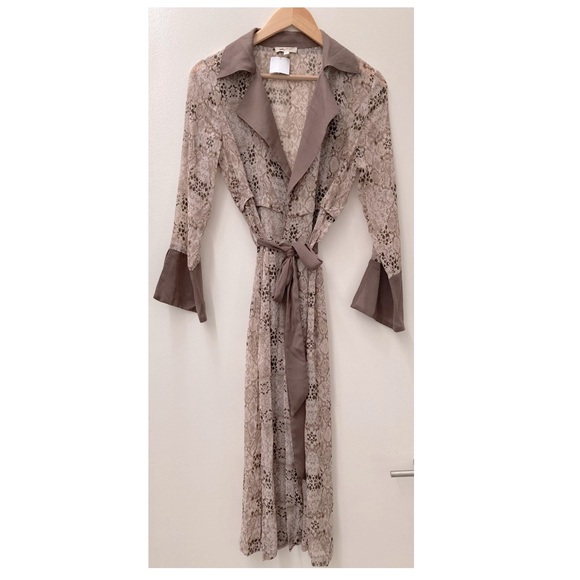 Mystree Reptile Print Kimono Dress - Picture 2 of 6